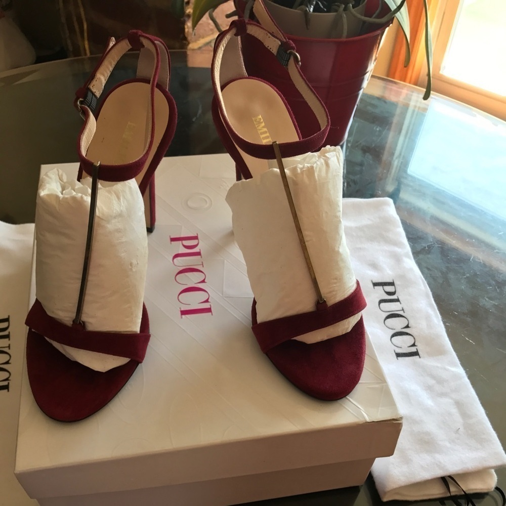 Vintage Emilio Pucci Burgundy Sandals. Size 6 - Picture 2 of 8